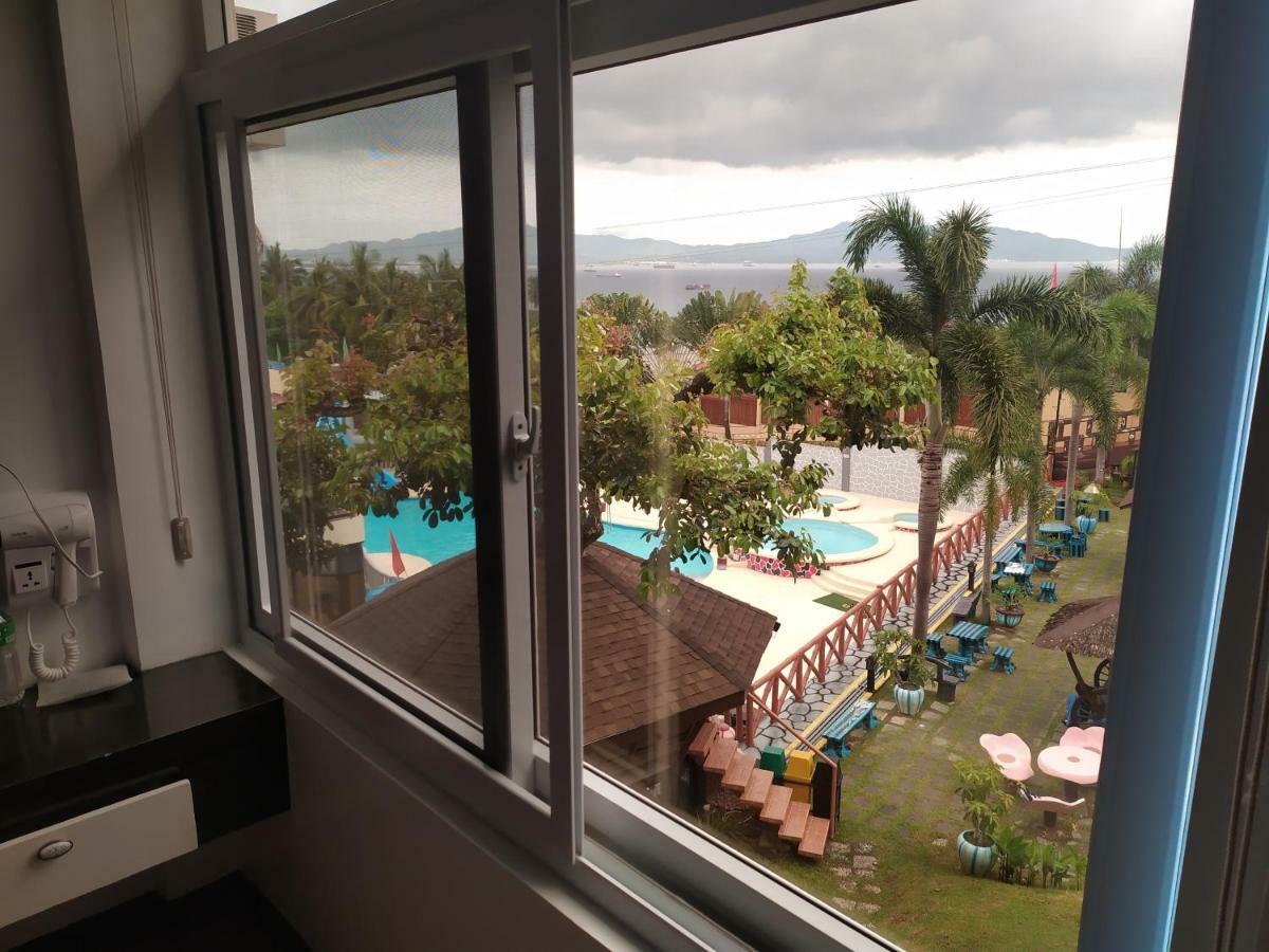 Seascape Resort Batangas Exteriör bild